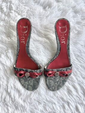 Vintage Dior red/navy bow monogram kitten sandals
